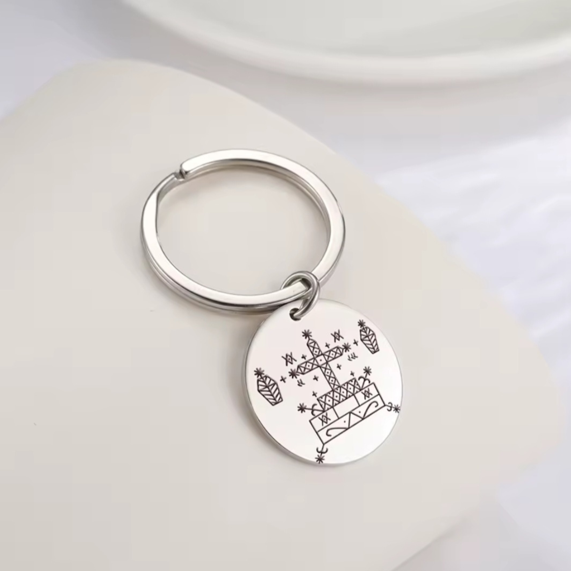 Guede Veve Keychain